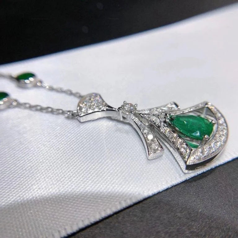 Twilight Necklace – Malachite & Diamonds in Silver with Gold Plating
