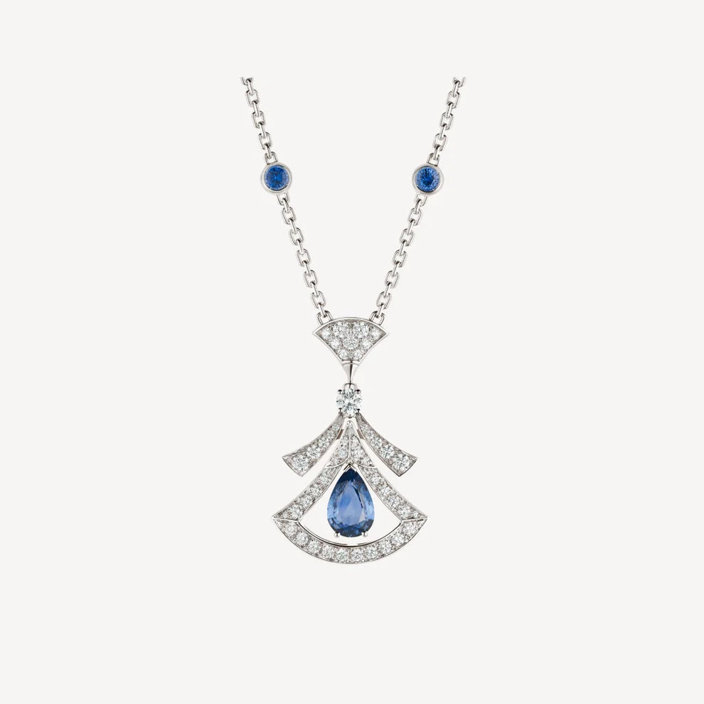 Celestia Necklace – Agate & Diamonds on Gold-Plated Silver Base