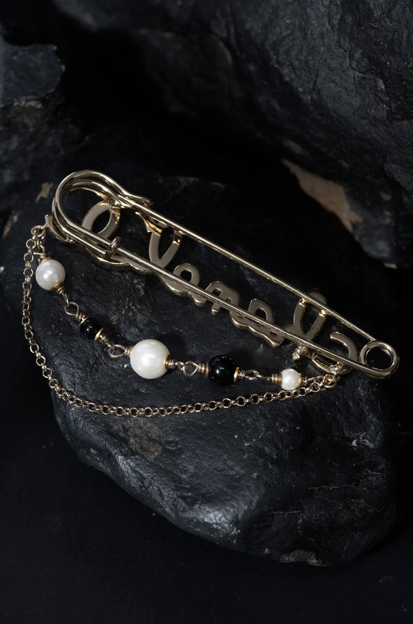 Broche Signature Chic