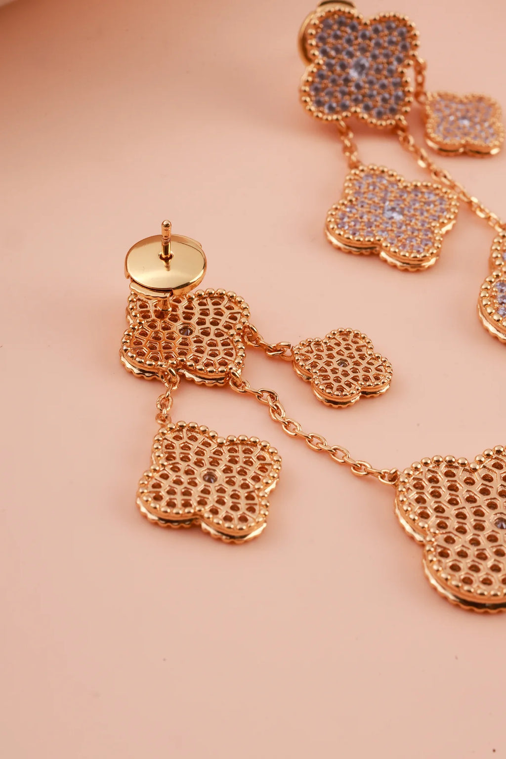 Rockin Golden White Earrings