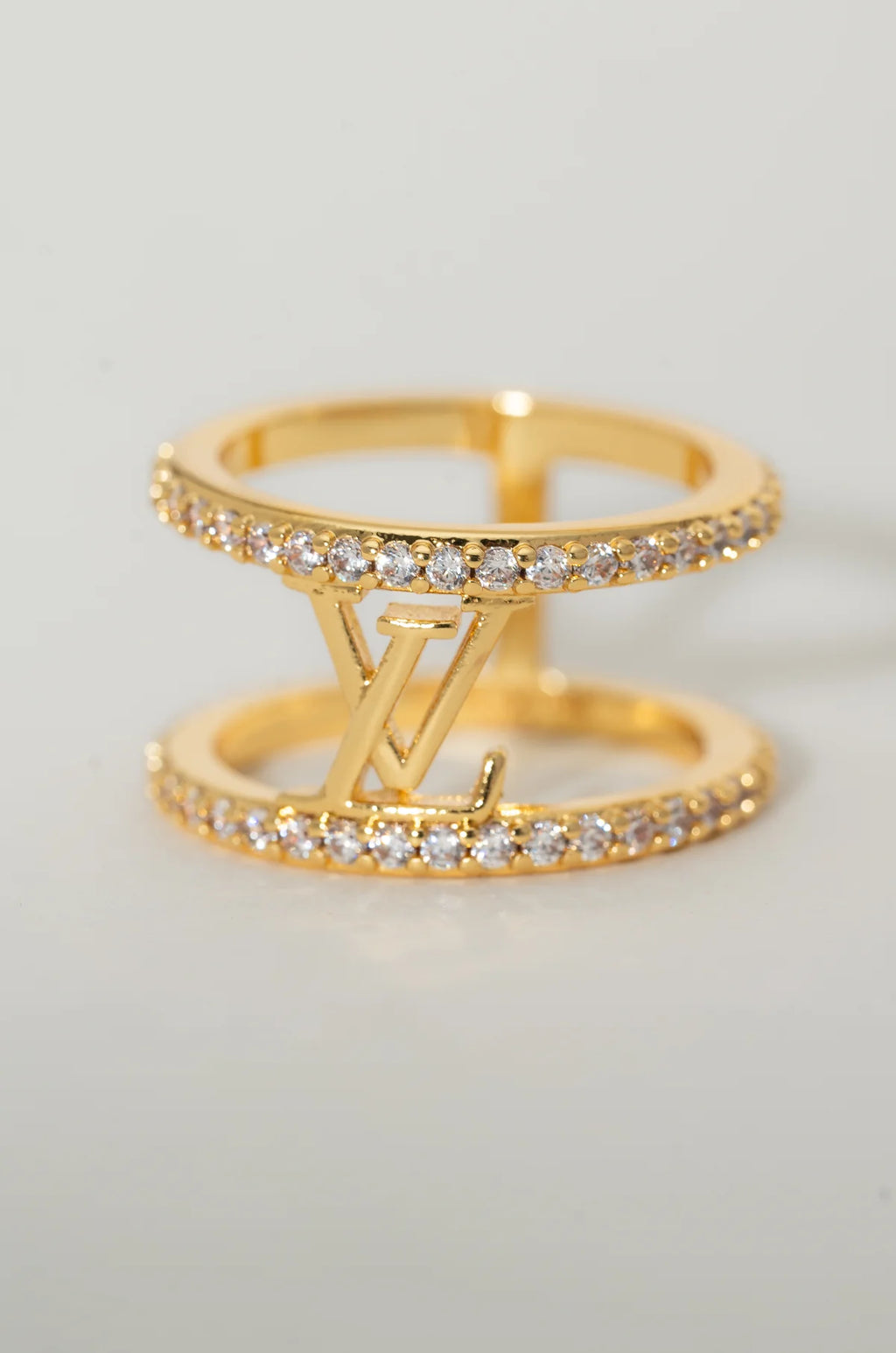 Signature Elvy Ring