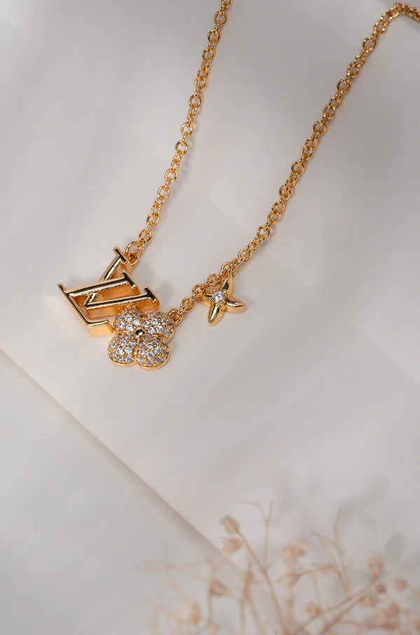 Collier Elvy à breloque aviaire