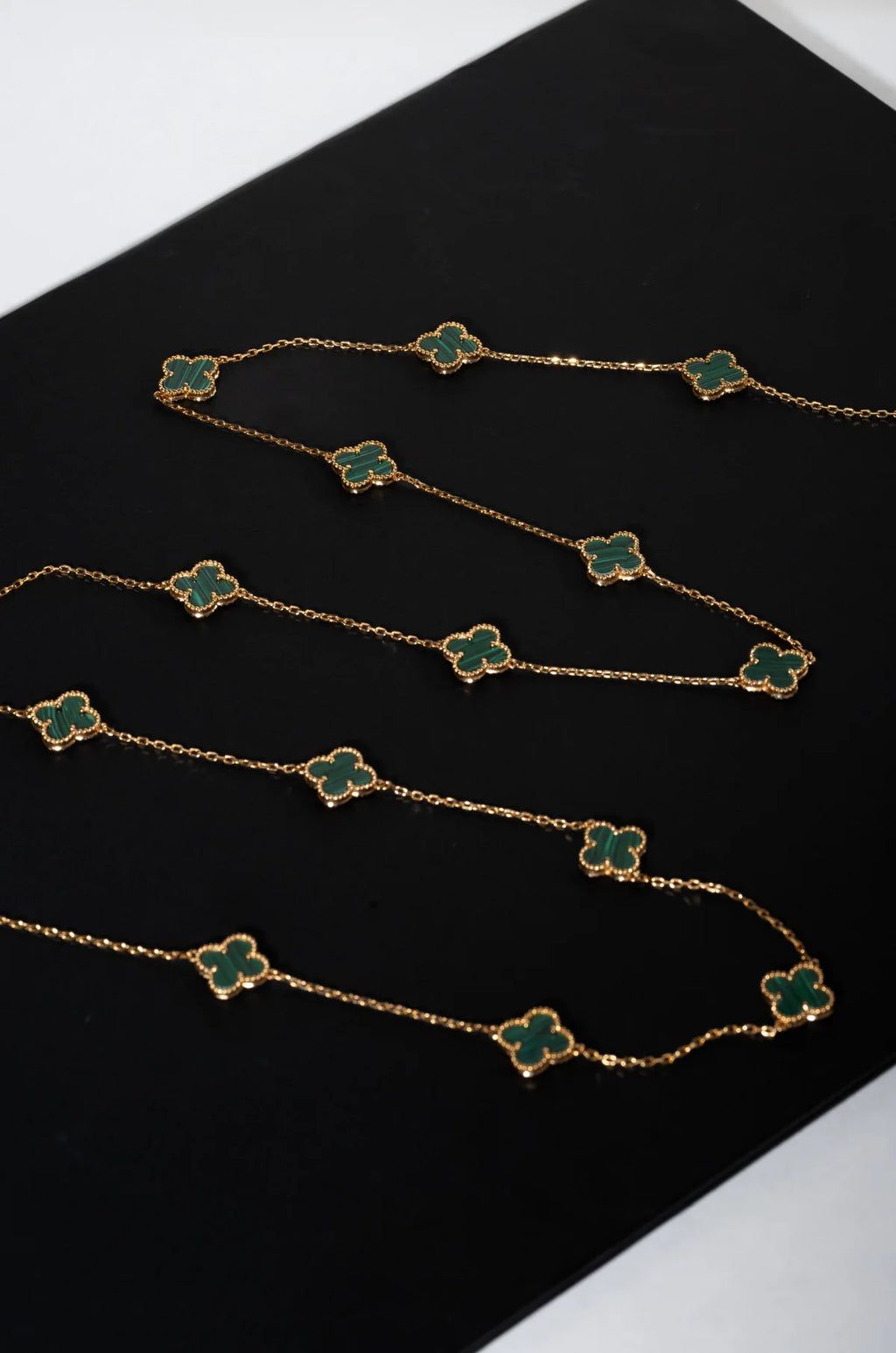 Green Flower Cascade Neckchain