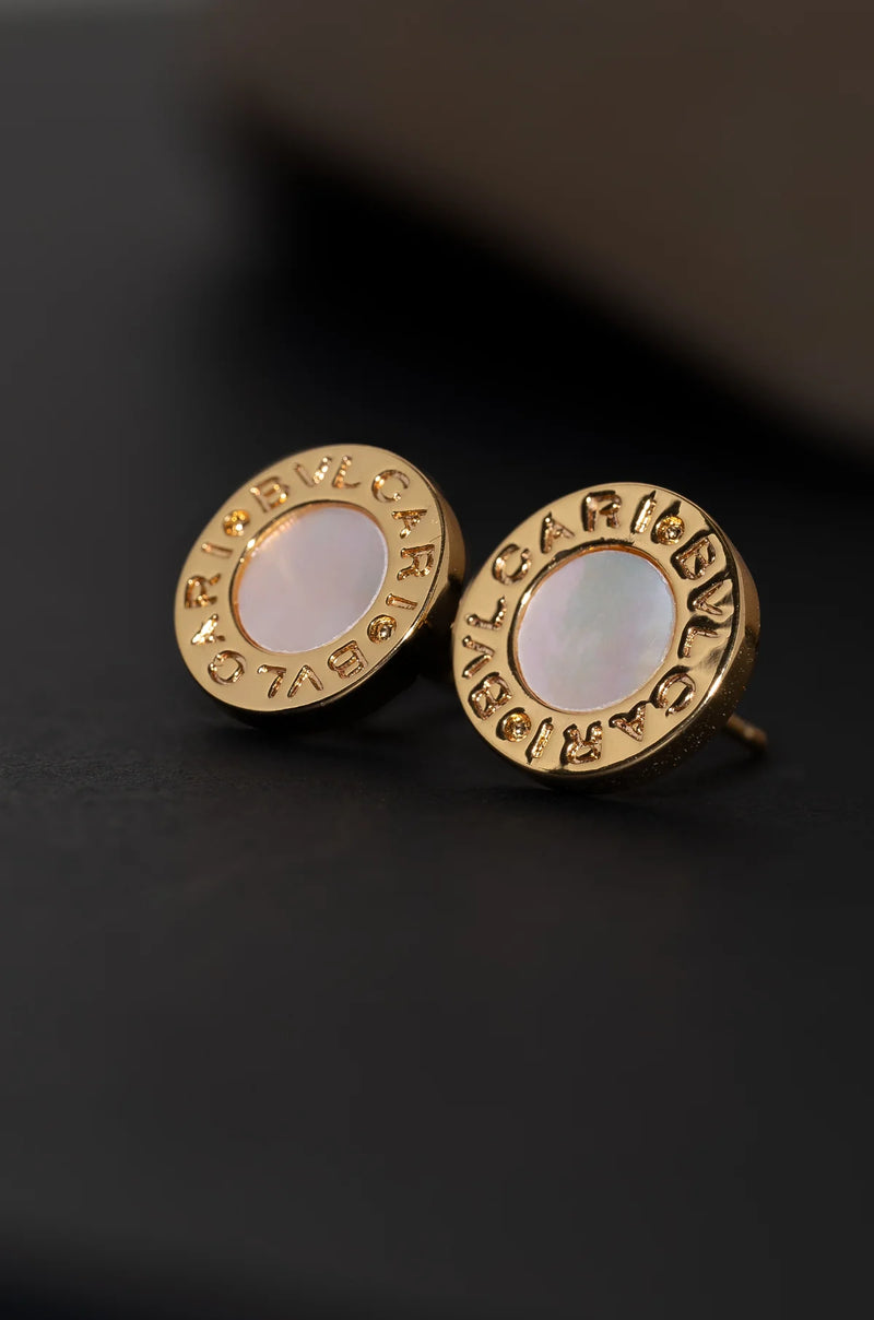Round Studs