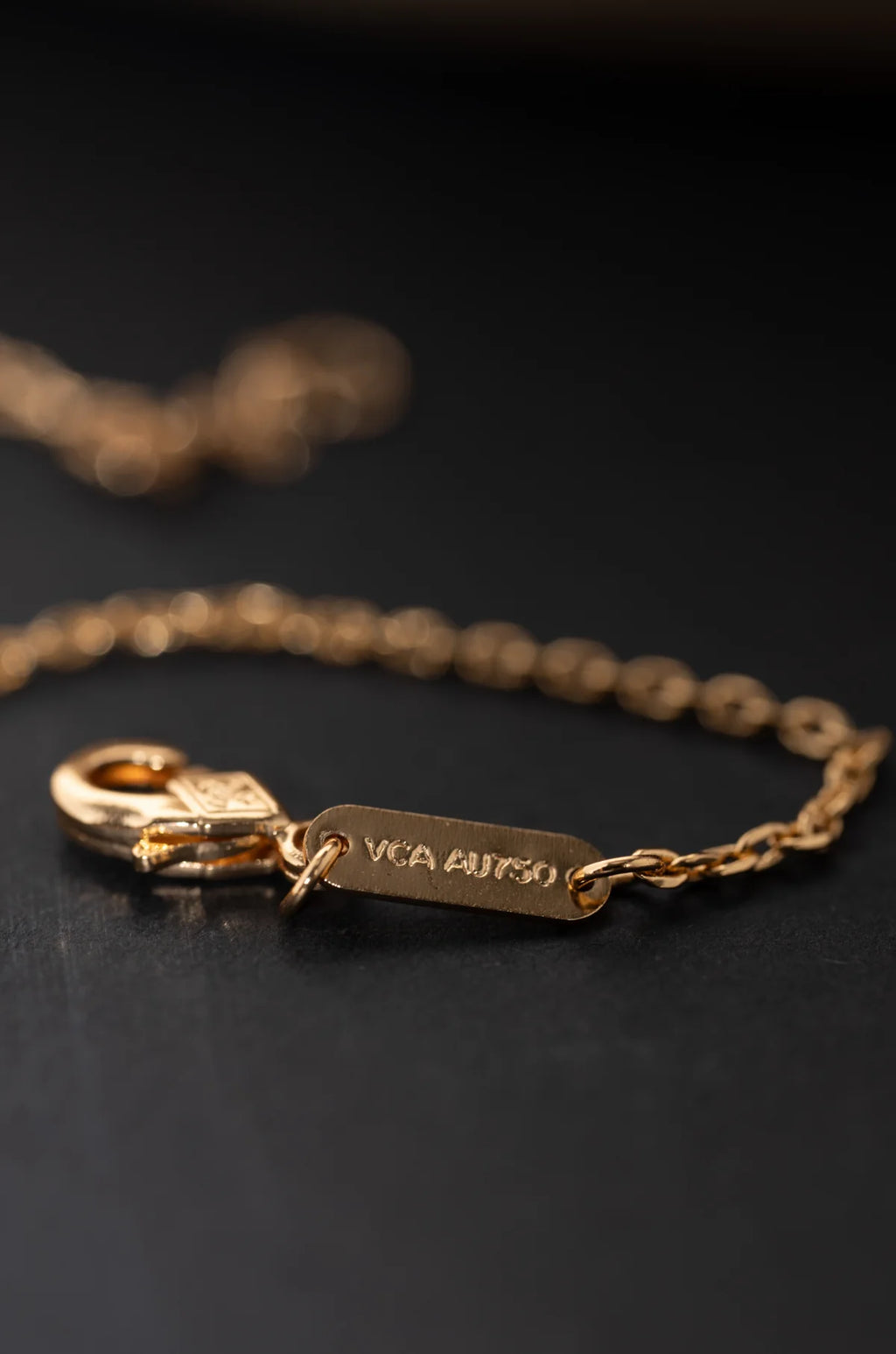 Verdant Green Flower Neckchain