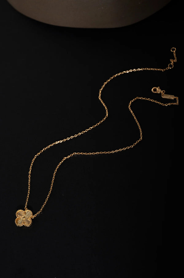 Golden Flora  Neckchain
