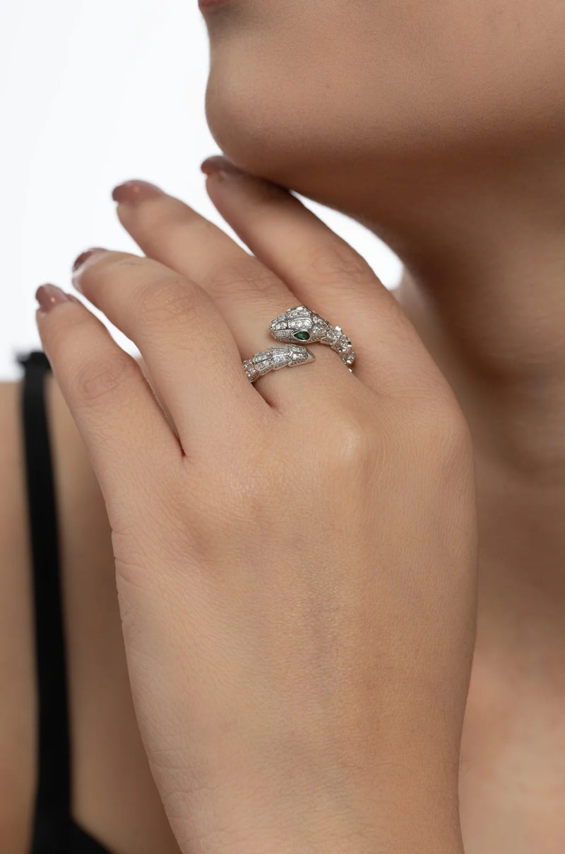 Bague serpent scintillante