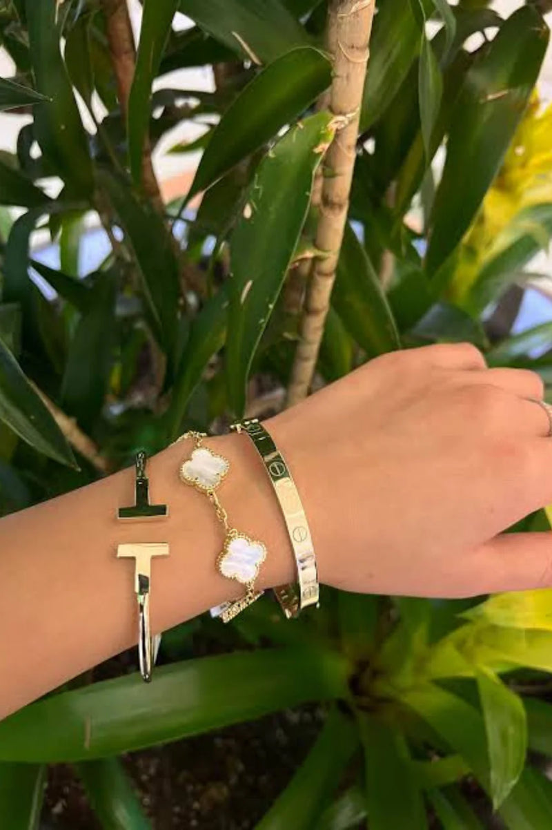 Aussie White Pearl Bracelet Gold
